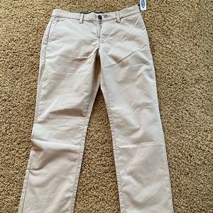 Old Navy men’s ultimate tech slim chinos 28X28 NWT